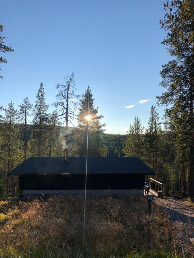 Yllaes Fell Inn Äkäslompolo Buitenkant foto